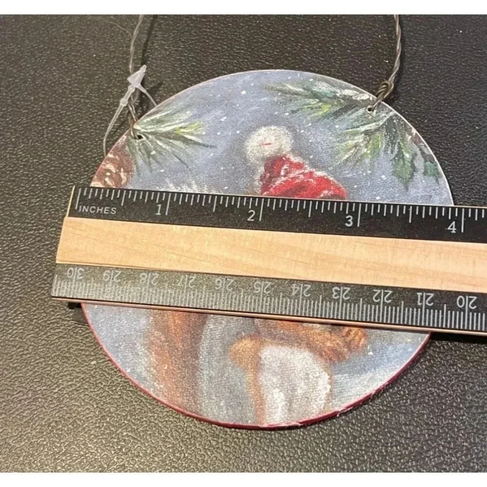 Squirrel Wood Round Christmas Holiday Ornaments Set Of 2 Rustic Farm 4 x 4 NEW‎